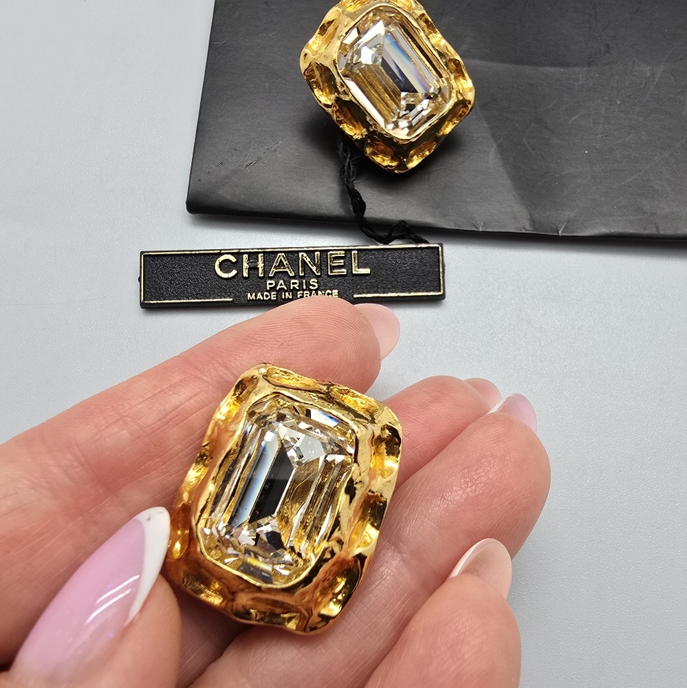Rare Vitage Chanel Gold Plated Clear Strass Crystal Rectangle Clip On Earrings